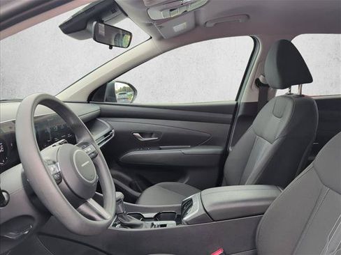 Used 2025 Hyundai Tucson SEL FWD image 18