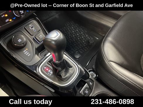 Used 2021 Jeep Compass Latitude AWD/4WD image 26