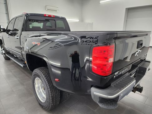 Used 2017 Chevrolet Silverado 3500 LTZ w/ Duramax Plus Package AWD/4WD image 6
