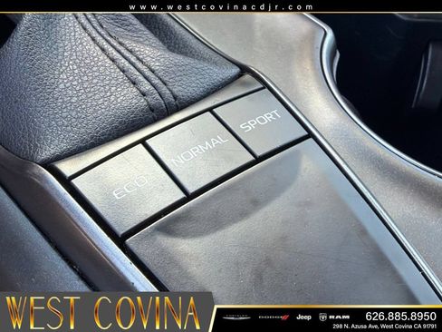 Used 2024 Toyota Camry SE FWD image 24