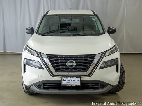 Used 2023 Nissan Rogue S image 5