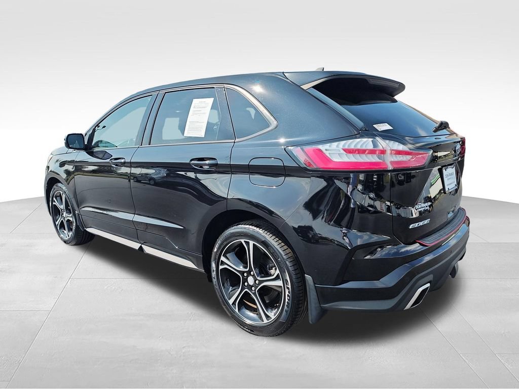 Used 2020 Ford Edge ST w/ Cold Weather Package AWD/4WD image 3