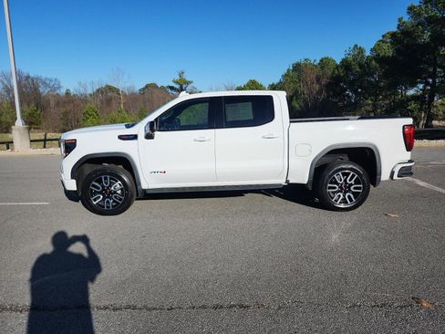 Used 2023 GMC Sierra 1500 AT4 w/ AT4 Premium Package image 2