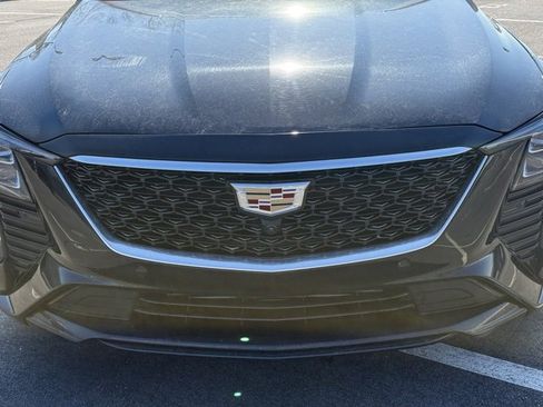 Used 2025 Cadillac CT5 Premium Luxury image 3