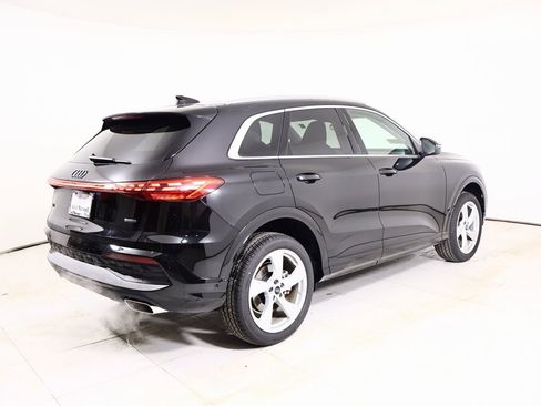 New 2025 Audi Q5 Premium Plus image 16