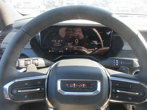 New 2026 GMC Acadia Elevation w/ Black Edition image 17