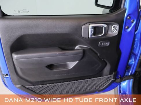 Used 2025 Jeep Wrangler Unlimited Sport AWD/4WD image 21