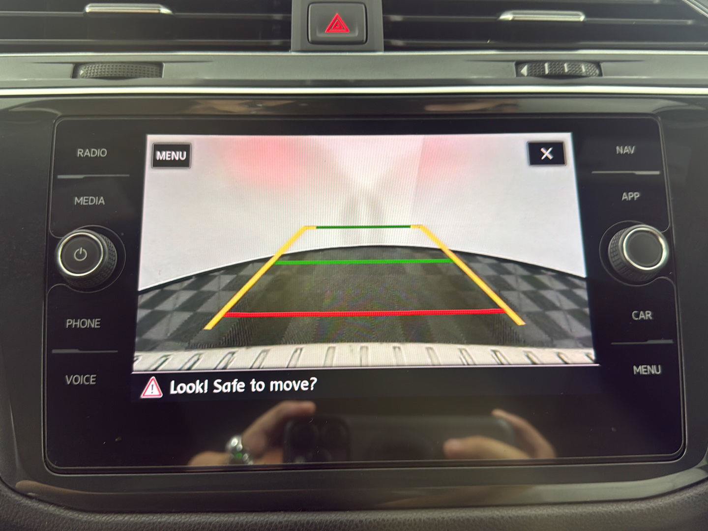 Used 2019 Volkswagen Tiguan S FWD image 15