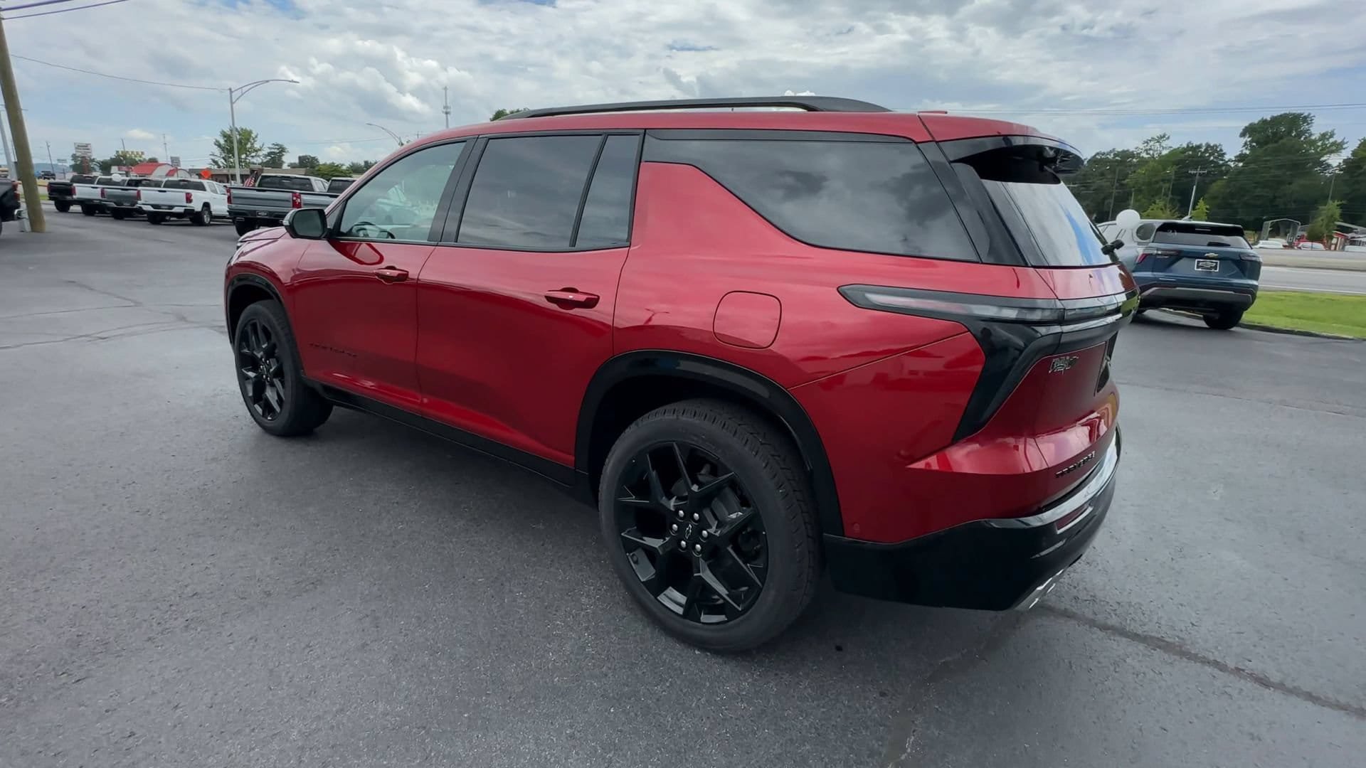 New 2026 Chevrolet Traverse RS w/ LPO, Floor Liner Package FWD image 6