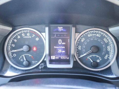 Certified 2020 Toyota Tacoma SR5 image 26