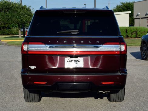 Used 2019 Lincoln Navigator L Reserve AWD/4WD image 5