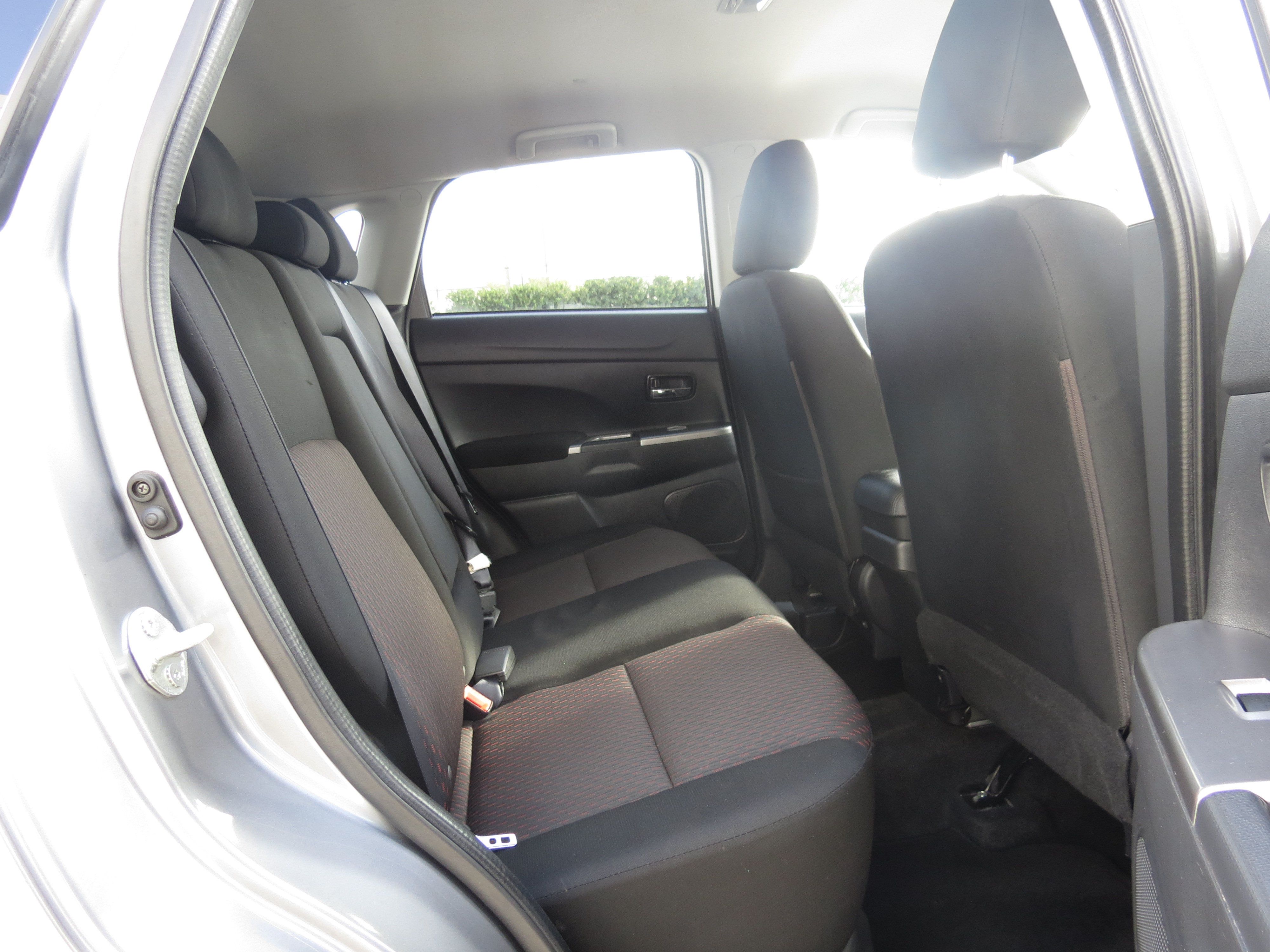 Used 2019 Mitsubishi Outlander Sport ES FWD image 28