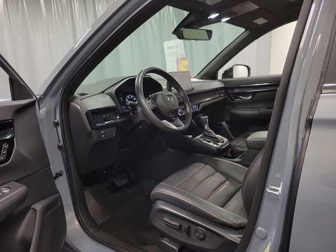 Used 2024 Honda CR-V Sport Touring image 12