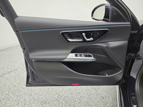 Certified 2024 Mercedes-Benz E 350 4MATIC Sedan image 12