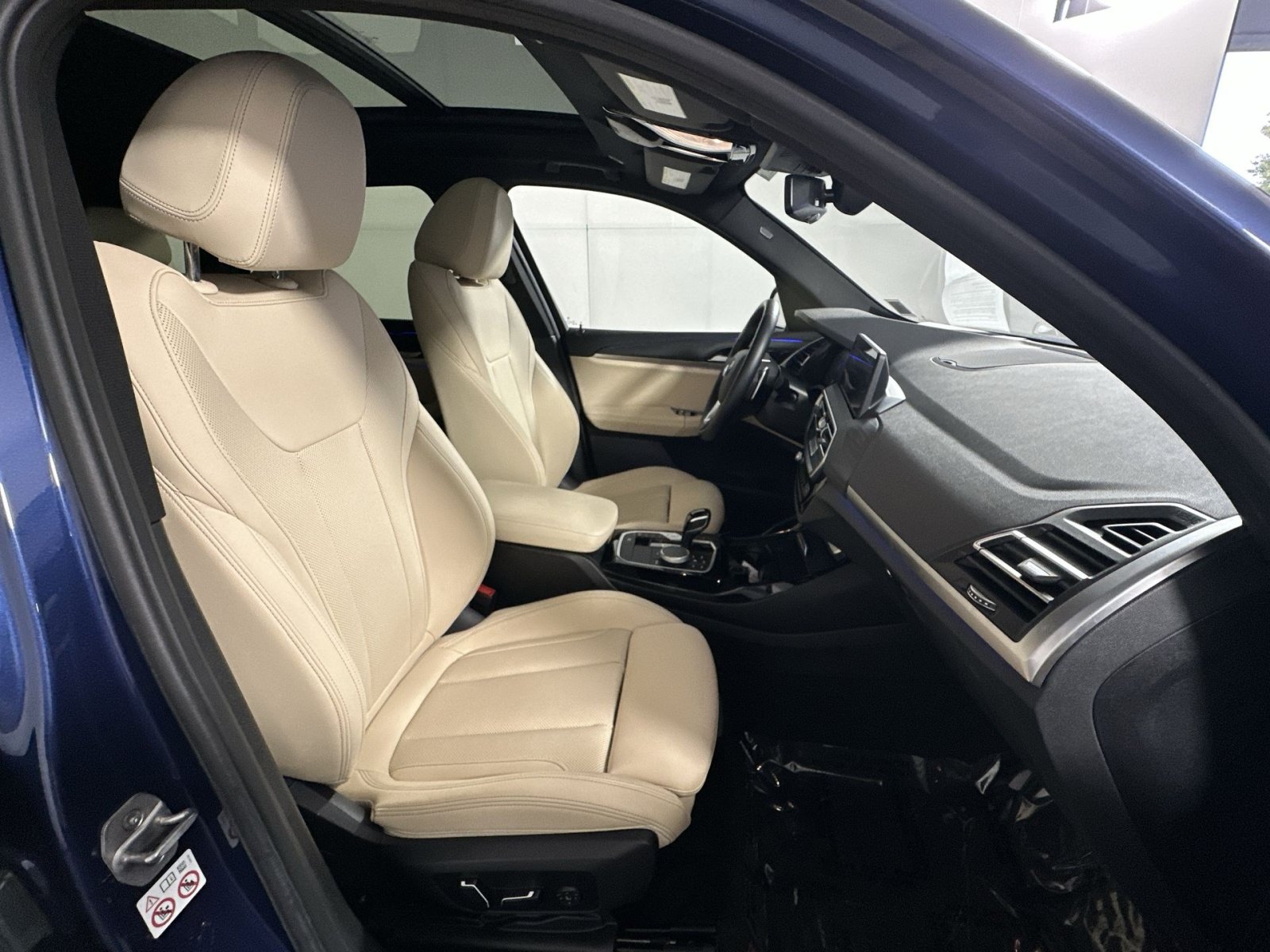 Used 2024 BMW X3 xDrive30i w/ Convenience Package w/ZPA AWD/4WD image 26
