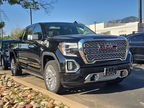 Used 2019 GMC Sierra 1500 Denali w/ Denali Ultimate Package AWD/4WD image 3