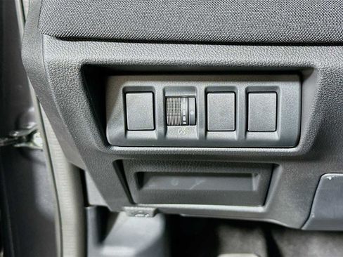 Certified 2025 Subaru Outback Premium image 10