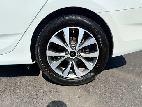Used 2016 Hyundai Accent SE w/ Option Group 03 FWD image 37