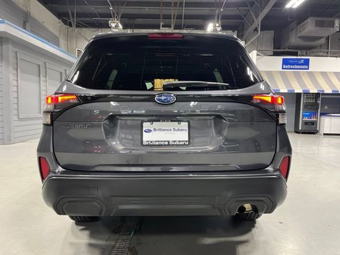 Used 2026 Subaru Forester Premium AWD/4WD image 7