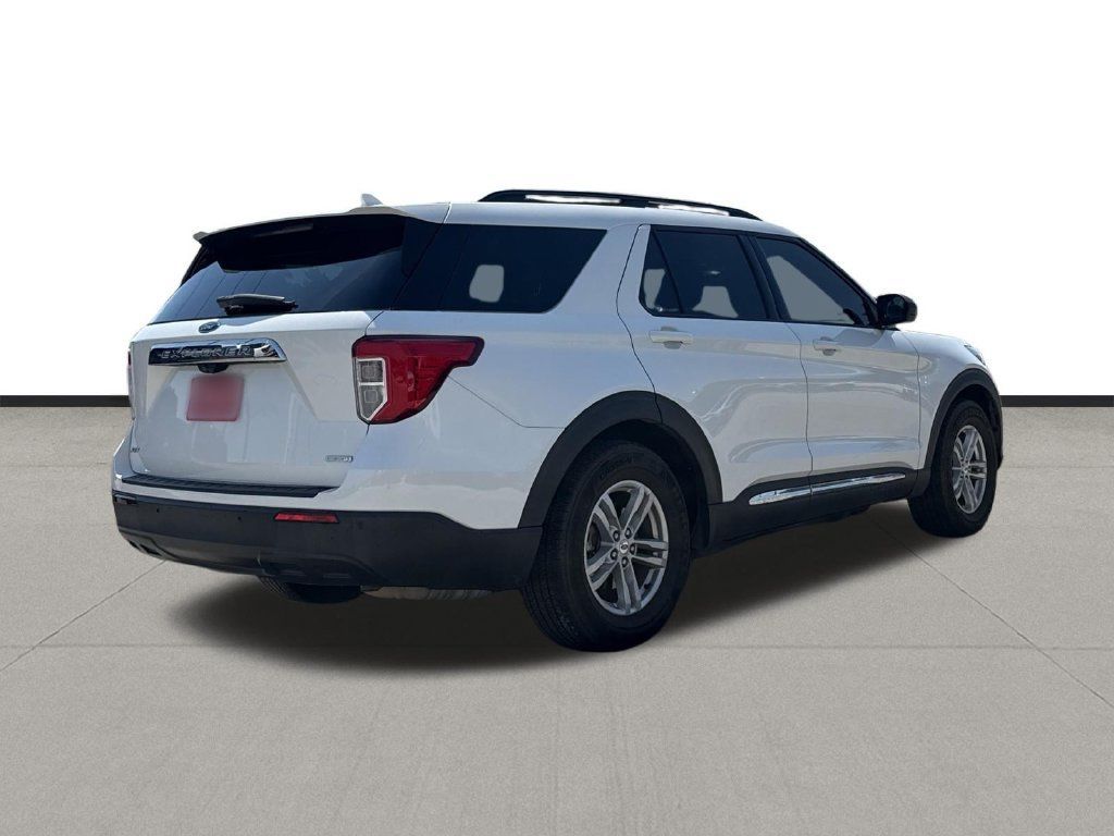 Used 2020 Ford Explorer XLT RWD image 5