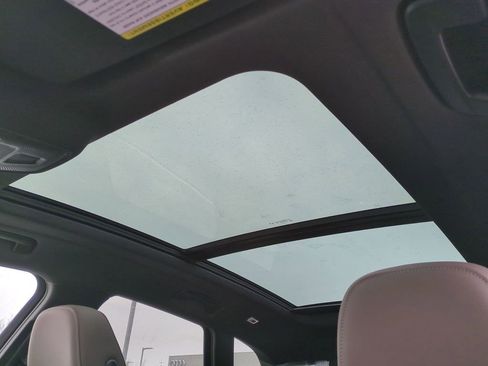 New 2025 Audi Q5 Premium image 16