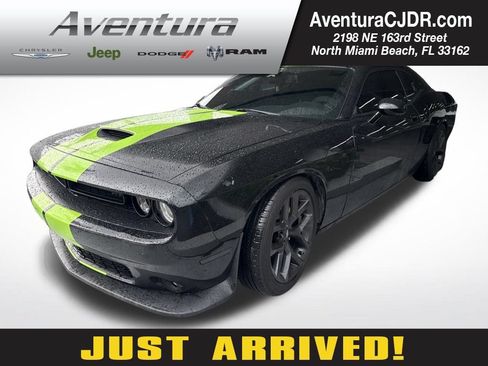 Used 2020 Dodge Challenger GT w/ Blacktop Package RWD image 1