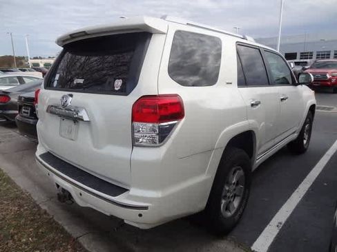 Used 2013 Toyota 4Runner SR5 image 4