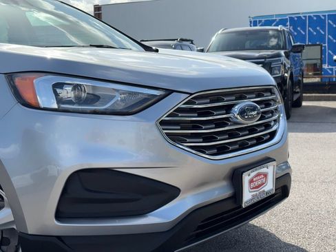 Used 2022 Ford Edge SE AWD/4WD image 3