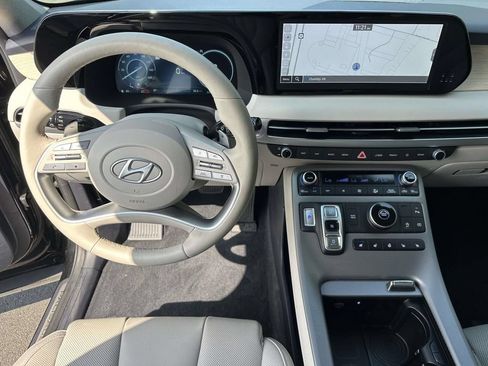 Used 2024 Hyundai Palisade Limited FWD image 31