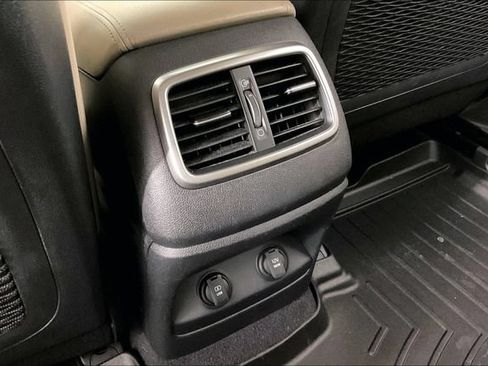 Used 2017 Kia Sorento LX FWD image 9