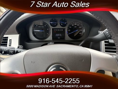 Used 2008 Cadillac Escalade AWD image 9