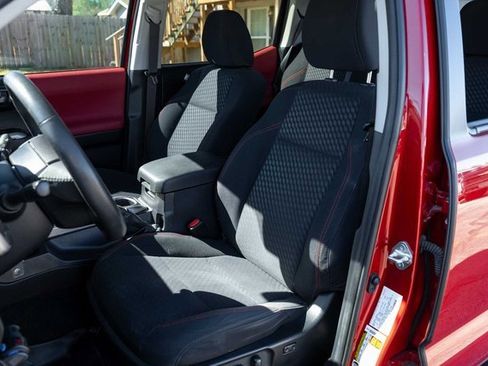 Used 2021 Toyota Tacoma SR5 image 13