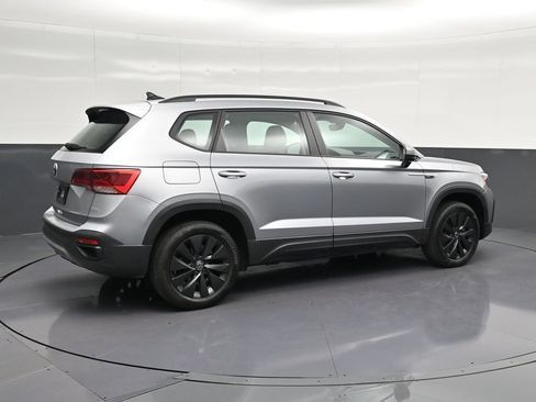 Used 2023 Volkswagen Taos S FWD image 3