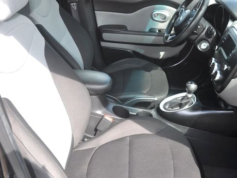 Used 2017 Kia Soul image 15
