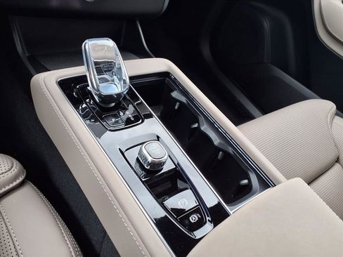 New 2026 Volvo XC90 B6 Ultra image 14