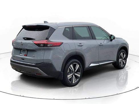 Certified 2022 Nissan Rogue SL w/ SL Premium Package FWD image 6