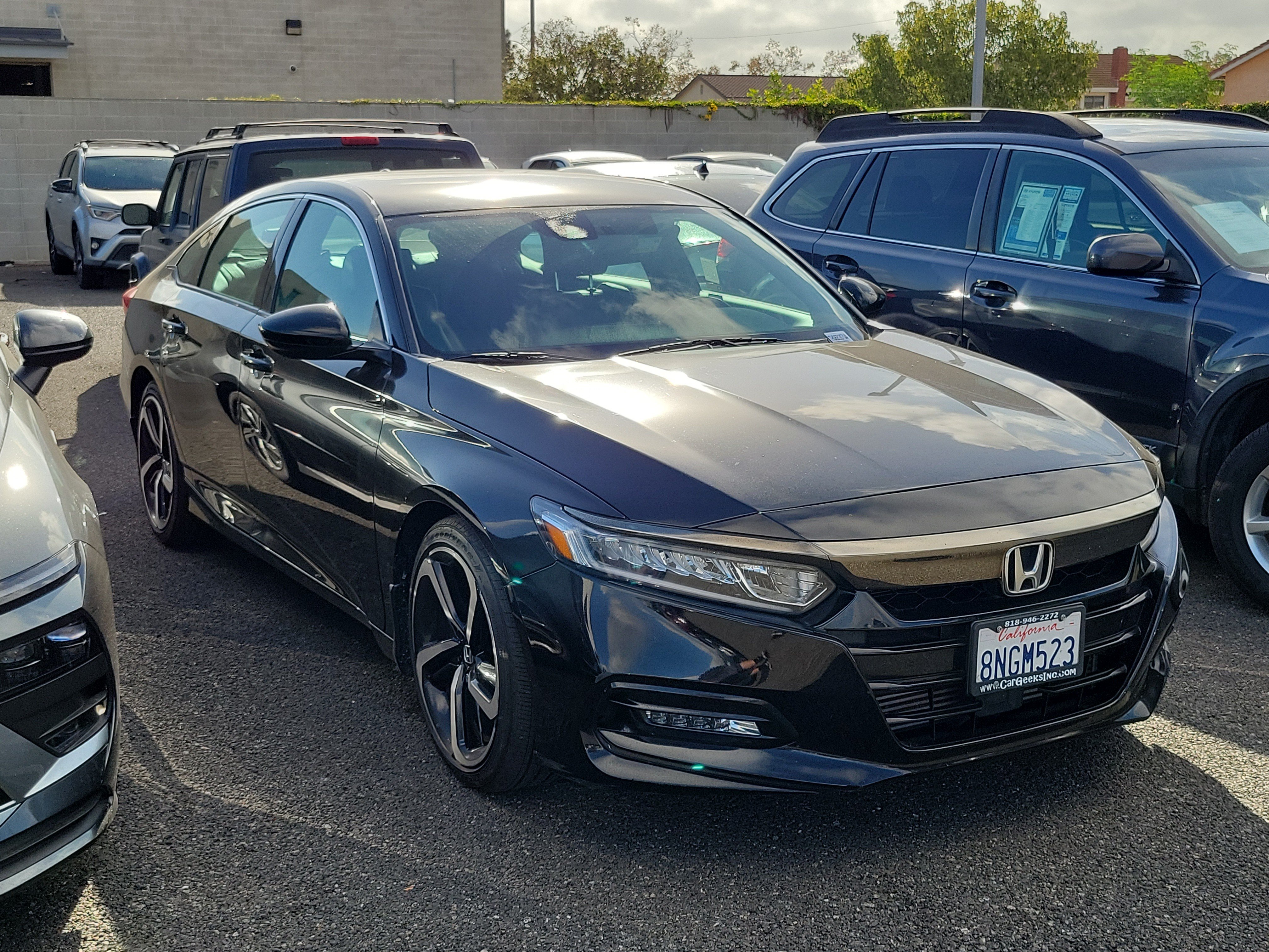Used 2019 Honda Accord Sport image 3