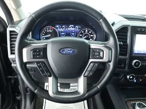 Used 2021 Ford Expedition Platinum image 12
