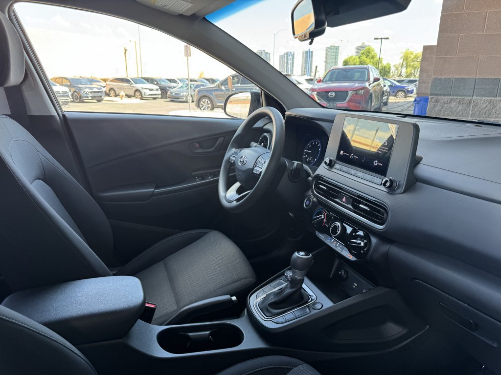 Used 2023 Hyundai Kona SEL w/ Cargo Package AWD/4WD image 35