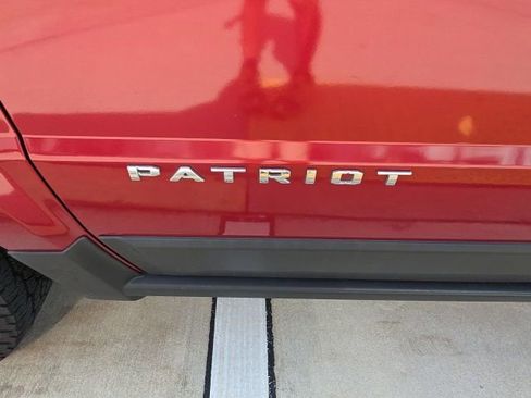 Used 2017 Jeep Patriot Latitude FWD image 11