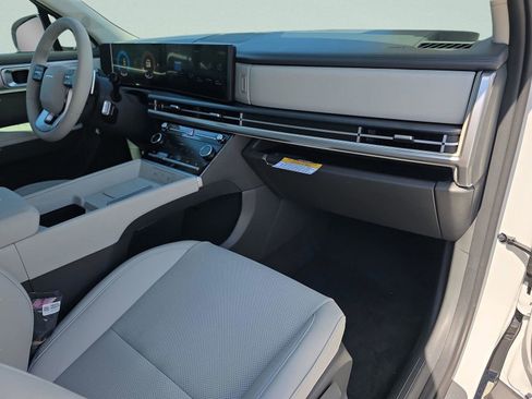 New 2026 Hyundai Santa Fe SEL FWD image 17
