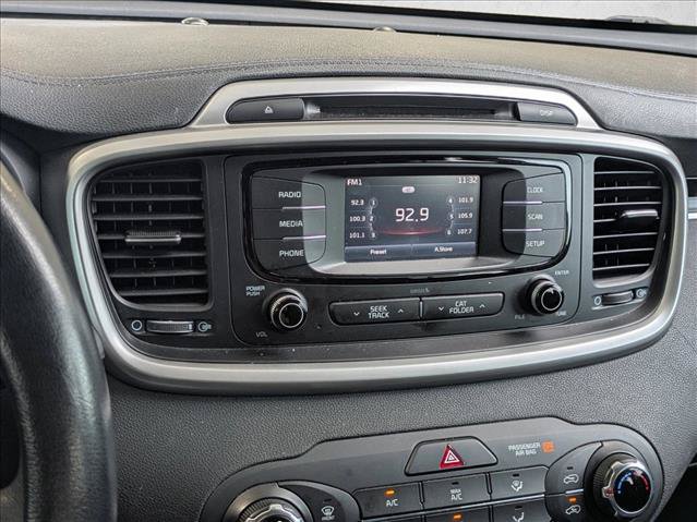 Used 2016 Kia Sorento FWD image 11