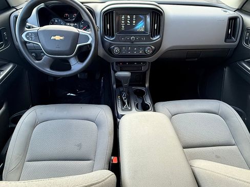 Used 2018 Chevrolet Colorado W/T w/ WT Convenience Package AWD/4WD image 17