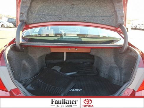 Used 2017 Toyota Camry SE image 28