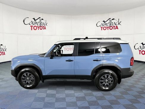 Used 2024 Toyota Land Cruiser image 4