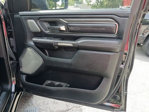 Used 2020 RAM 1500 Limited w/ Black Appearance Package AWD/4WD image 16