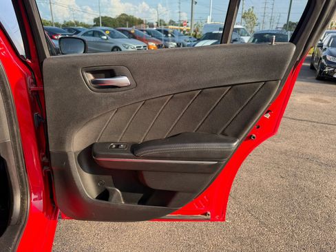 Used 2016 Dodge Charger R/T RWD image 32