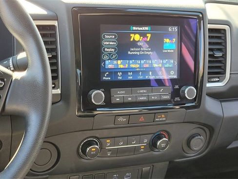 Used 2023 Nissan Frontier SV w/ Tow Package image 19