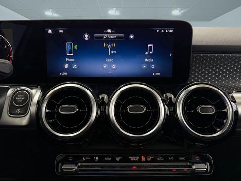 New 2026 Mercedes-Benz GLB 250 image 29