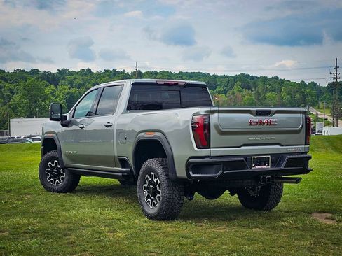 New 2026 GMC Sierra 2500 AT4X w/ Snow Plow Prep/Camper Package AWD/4WD image 8